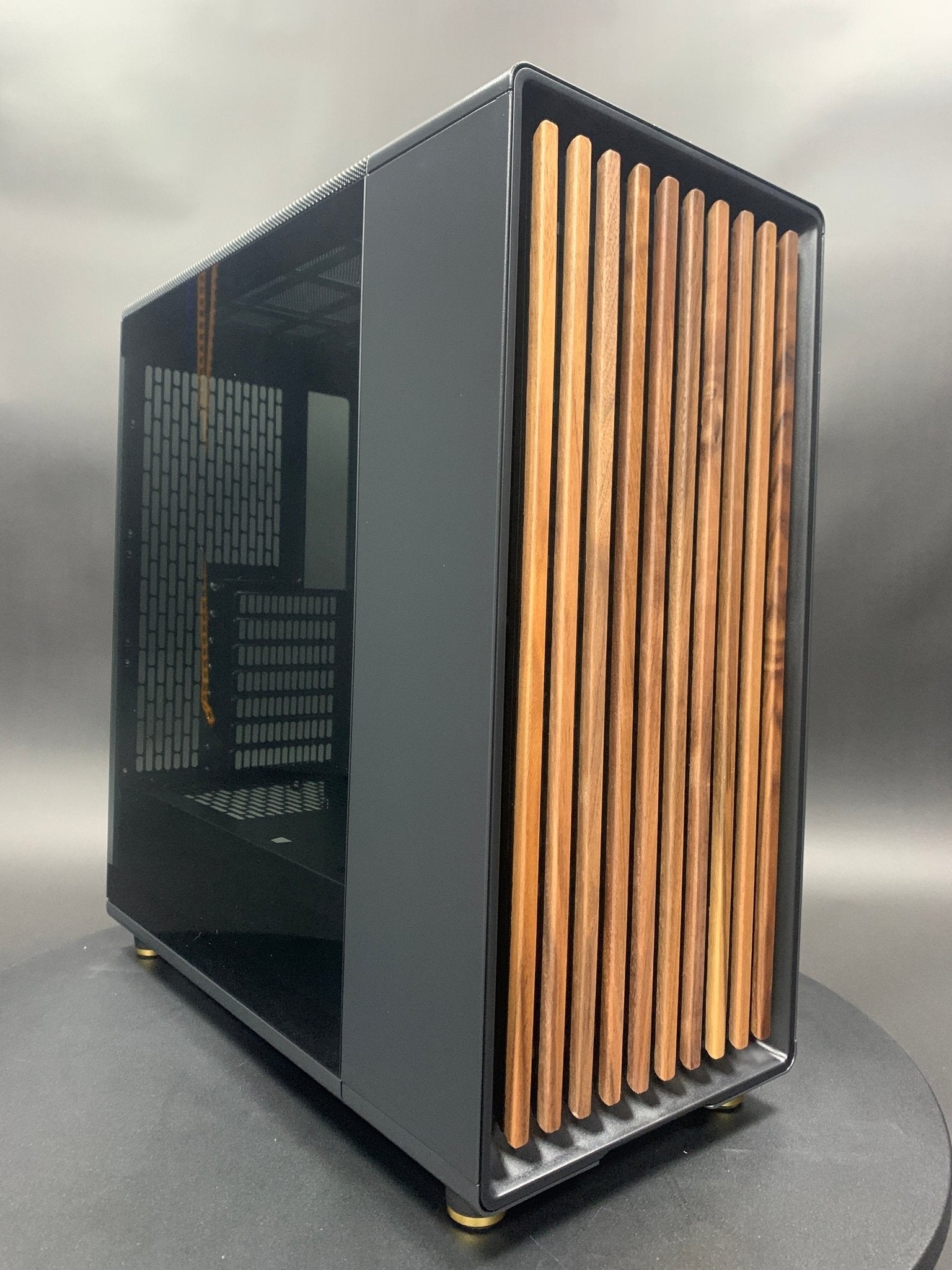 fractal-north-glass-1138565